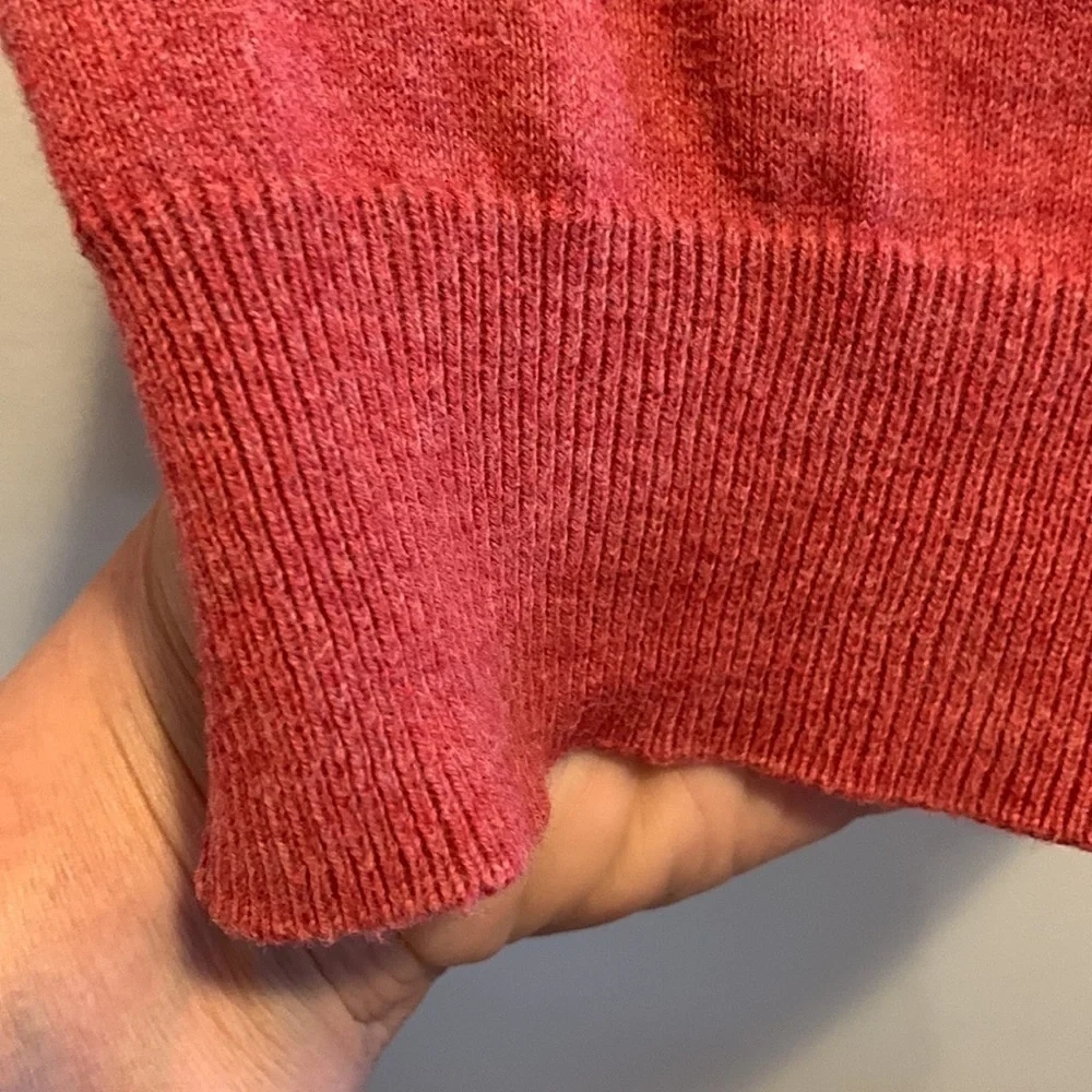 J. Crew Cotton with Cashmere V neck Sweater. Coral Color. Size Medium.‌‌‌‌‌‌‌‌‍‍